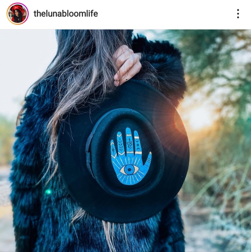 Luna Bloom Life Hat